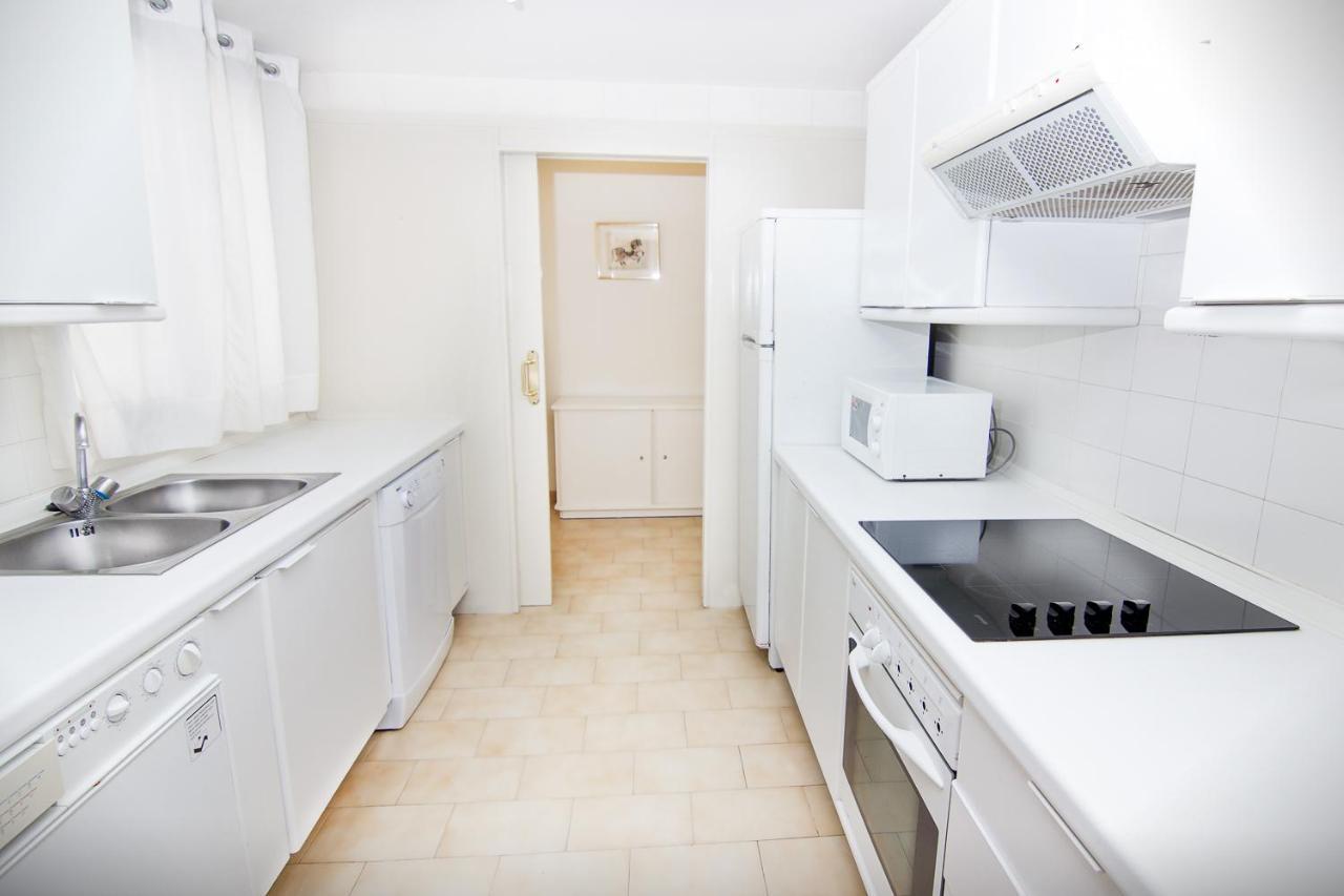 One-Bedroom Apartment,258042301:JPEG